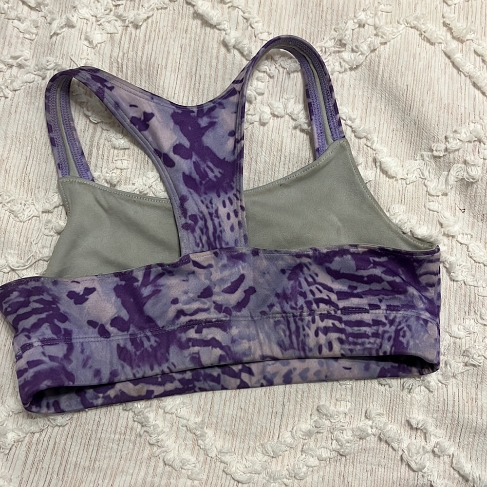 Purple under amour sports bra - Picture 4 of 4